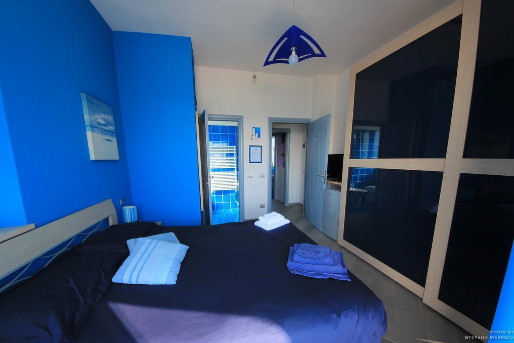 La Casa Sulla Spiaggia Flumini di Quartu Habitación foto